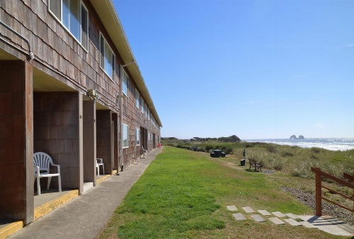 Silver Sands image 23