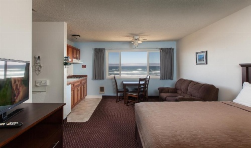 Silver Sands image 32